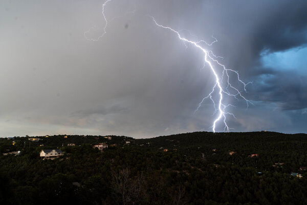 Lightning over Tablazon.jpg
